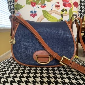 Dooney and Bourke Vintage Rare Horseshoe R57